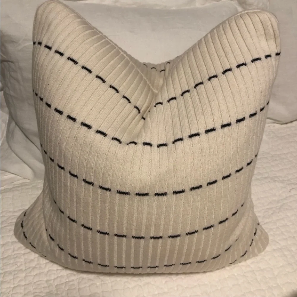 Down Feather Pillow Aztec Dash Cashmere Feel Knit Full Zip Pillow Cover Sample